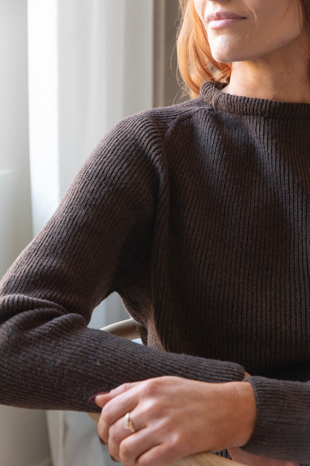 WOOL Warm Long Knit -neule, tummanruskea