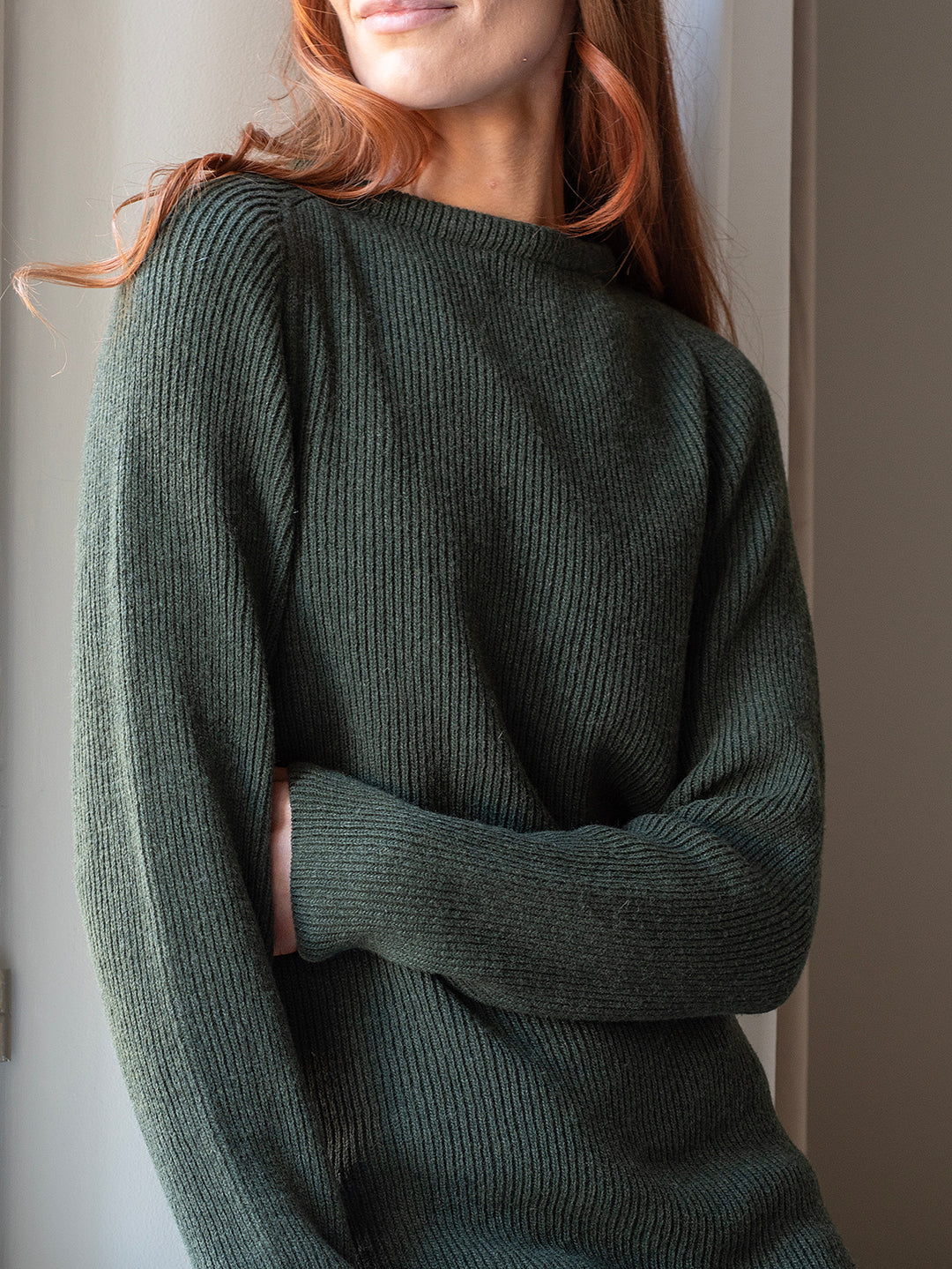 WOOL Warm Long Knit -neule, tummanvihreä