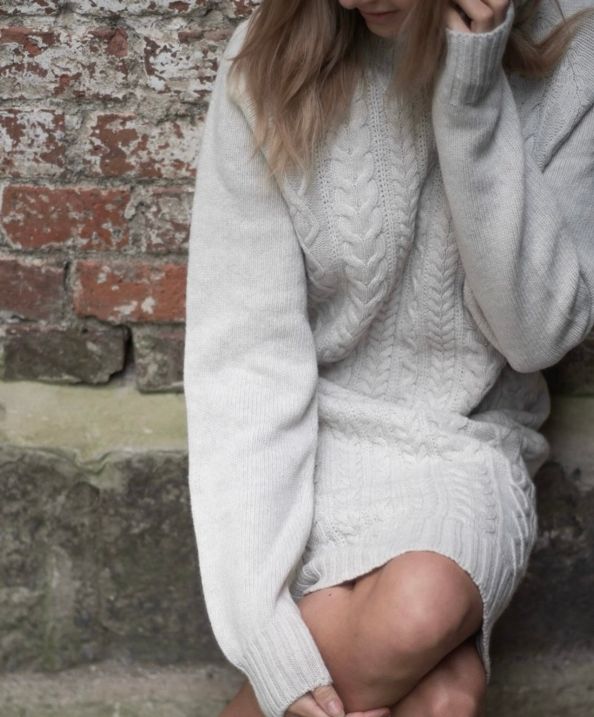 WOOL Cable Polo Knit Dress -neule, vaaleanharmaa