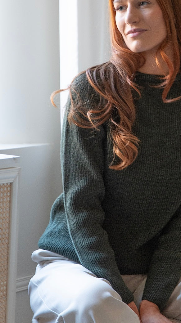 WOOL Warm Short Knit -neule, tummanvihreä