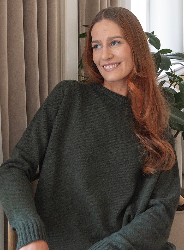 WOOL Nova O-neck Knit -neule, tummanvihreää