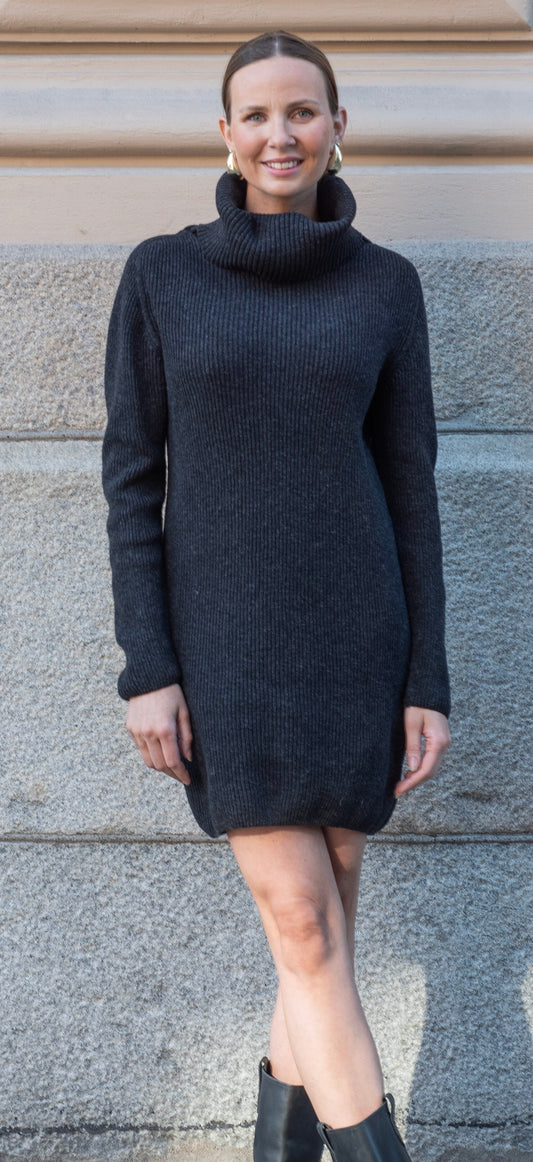 WOOL Warm Long Polo Knit -neule, tummanharmaa
