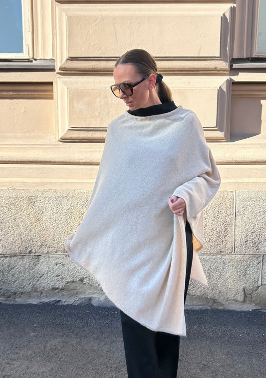 WOOL Love Poncho -villaponcho, vaaleanbeige