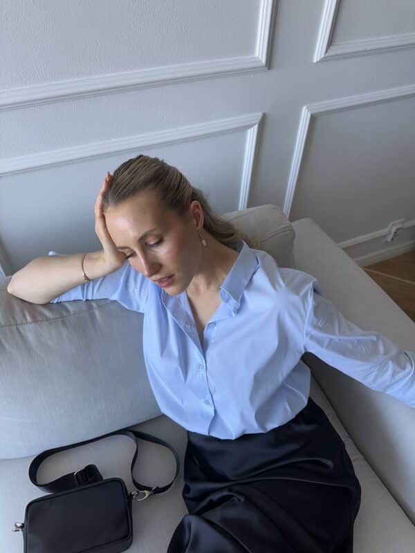 ESSENTIAL Button-Up Shirt -pusero, vaaleansininen